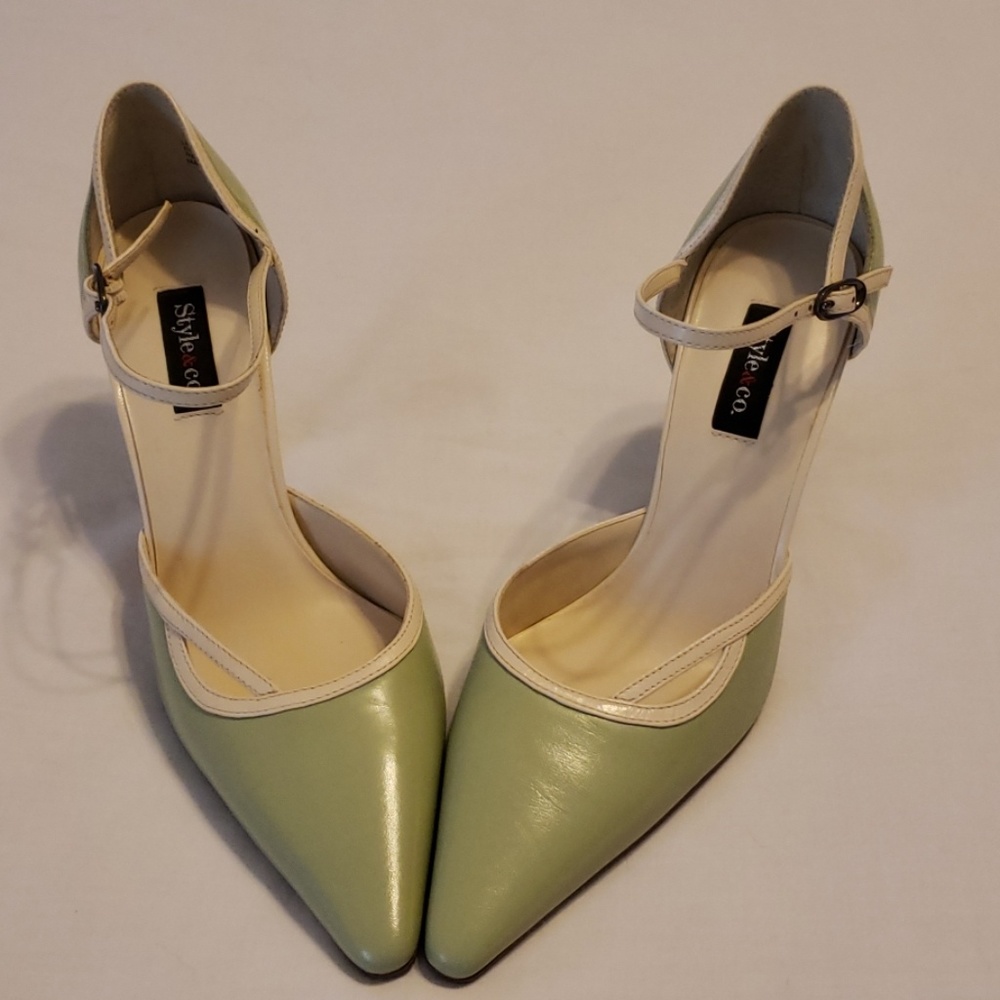 Style & Co 3 1/2" shoes